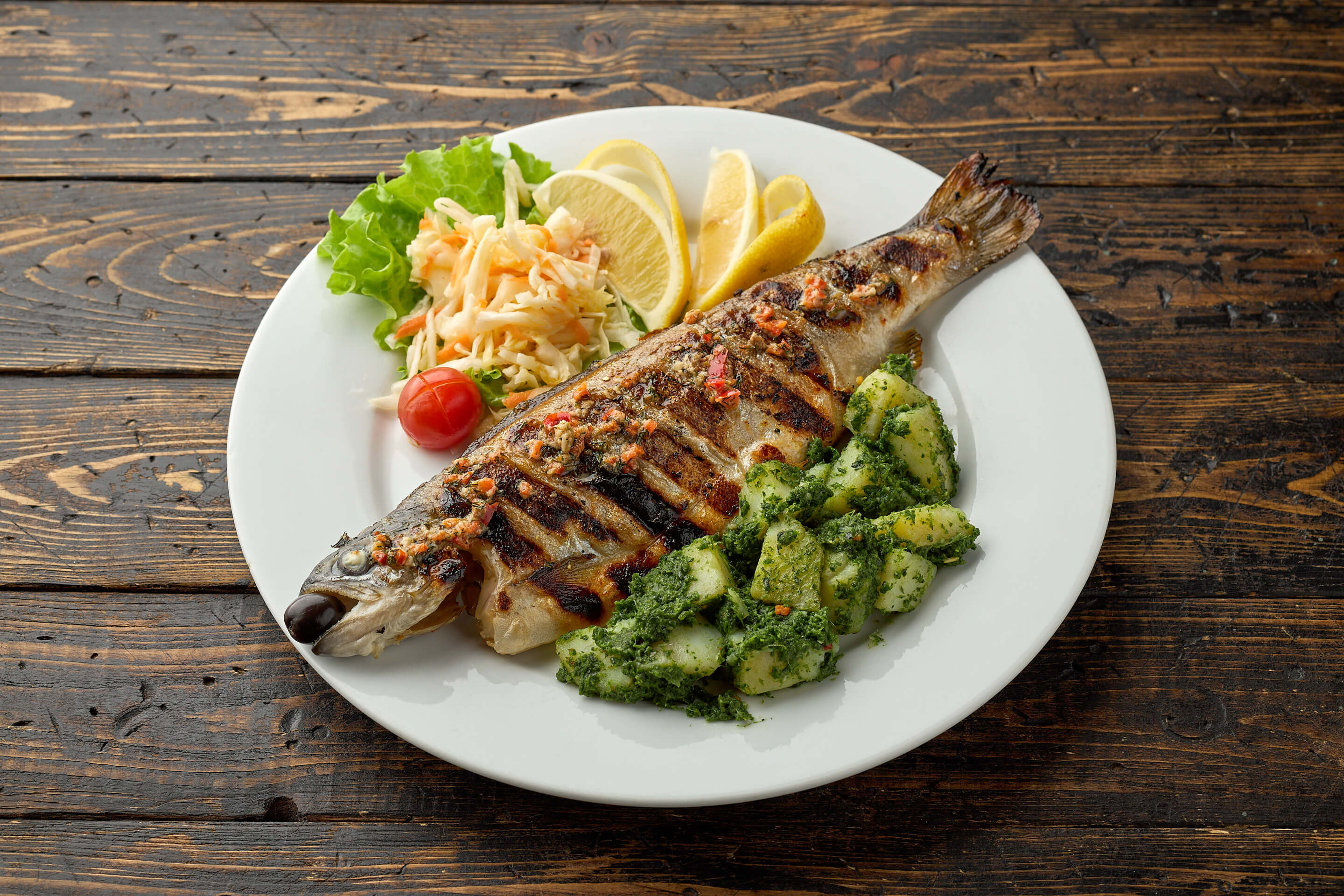 Форель на гриле